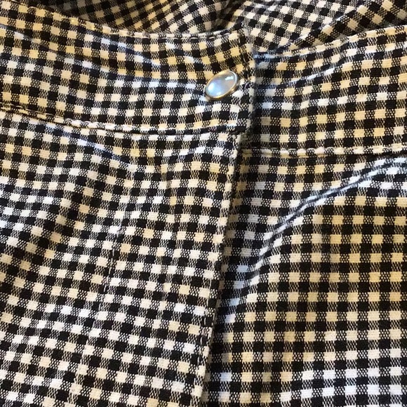 Gingham capris - Picture 2 of 3